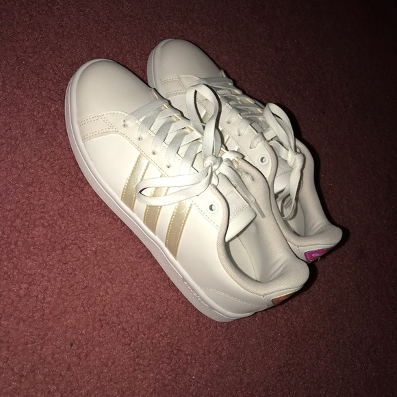 le adidas vendita neo cloudfoam vantaggio delle scarpe da ginnastica poshmark le adidas vendita neo cloudfoam vantaggio delle scarpe da ginnastica poshmark